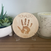 Load image into Gallery viewer, Children's Handprint Plaque