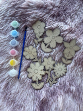Load image into Gallery viewer, DIY Wooden Painted Flowers