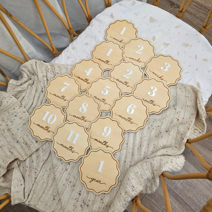 Customisable Scalloped Baby Milestone Discs