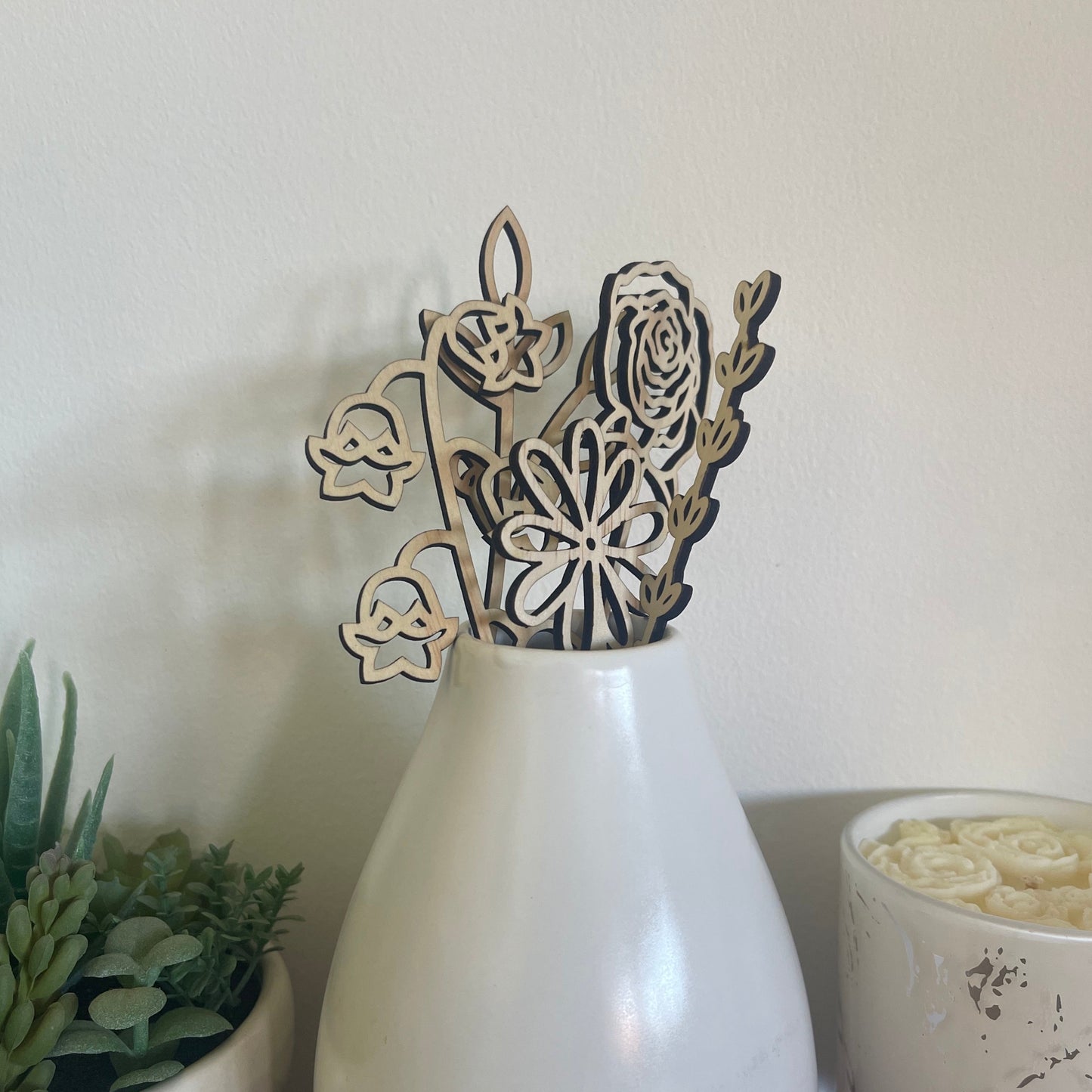 Custom Wooden Birth Month Flower Bouquets